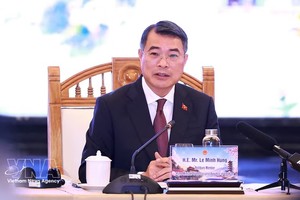 政府总理黎明兴在对话会上发表讲话。