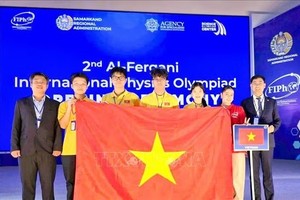 越南学生代表团在FIPhO 2026。图：越通社发