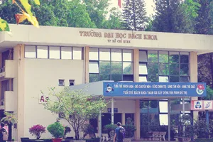 Giả con dấu lừa phụ huynh, sinh viên học chương trình quốc tế