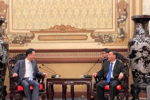 HCMC receives Fujian delegation