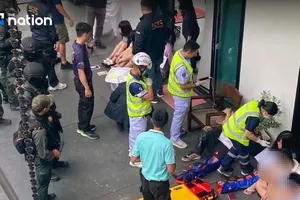 Thái Lan triệt phá băng nhóm lừa đảo qua điện thoại tại tỉnh Chiang Mai. Ảnh: NATION 