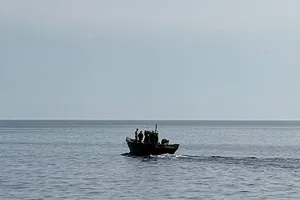 Tàu Triều Tiên rút khỏi khu vực kiểm soát hàng hải của Hàn Quốc. Ảnh: KOREA TIMES/BỘ THỐNG NHẤT HÀN QUỐC 