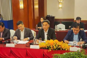 Trao đổi kinh nghiệm phát triển giữa TPHCM và tỉnh Houaphanh, Lào