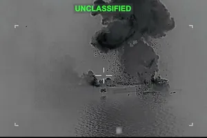 Một vụ tấn công tàu Iran do quân đội Mỹ thực hiện. Ảnh: U.S CENTRAL COMMAND