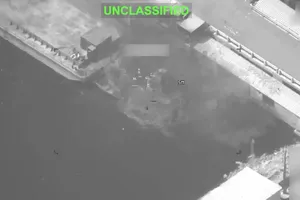 Hình ảnh từ vụ CENTCOM không kích Iran ngày 23-7. Ảnh: CENTCOM
