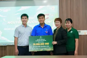 Thủ khoa khối C00 Đồng Nai nhận học bổng 20 triệu đồng