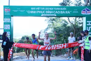 Hoàng Nguyên Thanh đăng quang Vua leo núi Bà Rá 2026