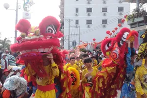 Tưng bừng Lễ hội Nghinh Ông ở Bình Thuận