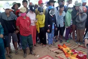 Rủ nhau tắm hồ, 2 học sinh lớp 7 tử vong. Ảnh: NDCC