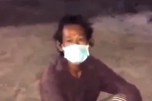 Đối tượng L. bị phát hiện khi đang trốn trong hội trường khu phố.