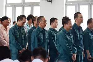 Các bị cáo bị xét xử trước đó trong đường dây buôn lậu xăng dầu ngàn tỉ xảy ra tại Công ty cổ phần Dương Đông Hòa Phú ở Bình Thuận.