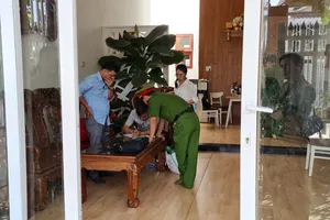 Cơ quan CSĐT Công an tỉnh Ninh Thuận khám xét nơi ở của 2 bị can