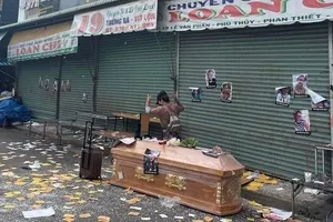 Truy tố nhiều bị can liên quan đến vụ đem quan tài đi đòi nợ