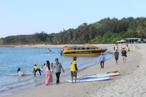 Đánh thức tiềm năng du lịch đặc khu Phú Quý