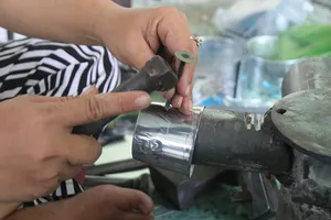 Độc đáo nghề chạm bạc của đồng bào Chăm ở Khánh Hòa