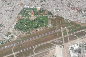 A satellite image of Tan Son Nhat International Airport (Photo: Google Map)