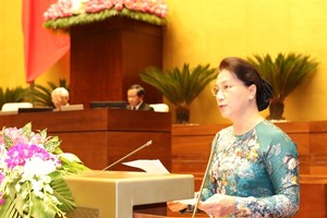 Chairwoman Nguyen Thi Kim Ngan makes closing remarks to wrap up the third plenary session of the 14th National Assembly in Hanoi yesterday. (Photo: VNA/VNS)
