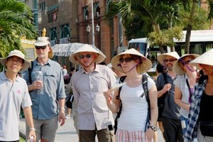 Foreign visitors in HCMC (Photo: SGGP)