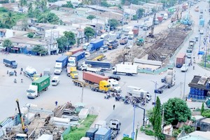 My Thuy roundabout is a black spot of traffic accidents in HCMC (Photo: SGGP)