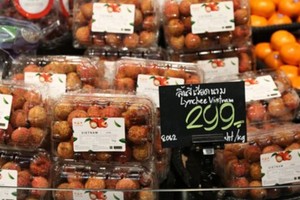 Litchi shelved at Thai Tops market