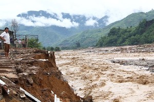 Floods in August, 2017 washed away people’s houses and assets in Muong La District, Northern highland province of Son La. (Photo: VNA/VNS)