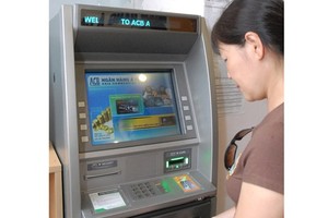 Banks must ensure ATMs to operate smoothly and safely during the Tet holiday (Photo: SGGP)