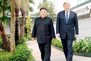 DPRK leader Kim Jong-un and US President Donald Trump during their second summit in Hanoi in February (Photo: VNA)