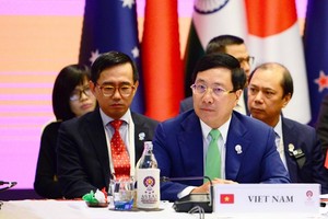 Deputy Prime Minister and Foreign Minister Pham Binh Minh at the 9th EAS Foreign Ministers’ Meeting in Bangkok (Photo: VNA)