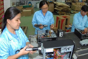 Computers--the most exported item from HCMC to Australia (Photo: SGGP)