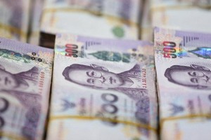 Thailand's baht depreciates to the lowest level in seven months on January 3. (Photo: Reuters)