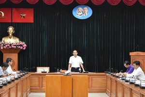Mr. Tran Luu Quang delivers a speech directing implementation of the second metro line Ben Thanh-Tham Luong (Photo: SGGP)