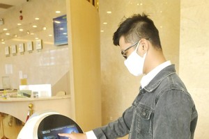 Transactions via robots at Nam A bank