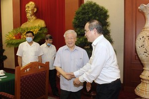 Party leader approves HCMC's preparations for 11th municipal Party Congress
