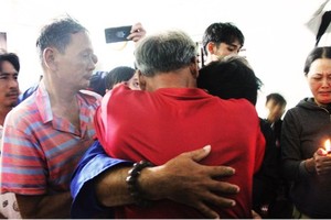 Families in tears after the return of the fishermen