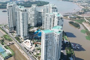 Diamond Island complex in District 2 whose investor has not granted red books to all inhabitants (Photo: SGGP)