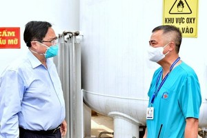 PM urges for intensification of social distancing measures for National Day