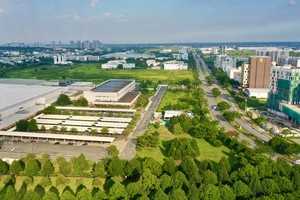 Vietnam firms attract talents for participation in global microchip supply chain