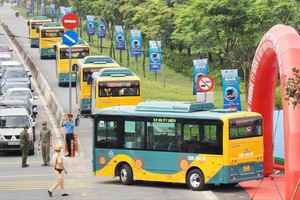 Vietnam’s major cities push ahead with green bus revolution