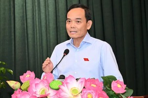 Secretary of the Ho Chi Minh City Party Committee Tran Luu Quang speaks at the meeting. (Photo: SGGP)