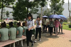 Công nhân nhà máy Samsung SEVT (Thái Nguyên) trong giờ nghỉ trưa.