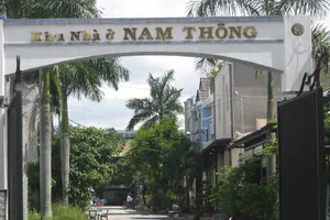 Một khu dân cư trên đường Trần Văn Mười (huyện Hóc Môn) khá khang trang, phục vụ nhu cầu người thu nhập thấp được hình thành từ quy định tách thửa của TPHCM