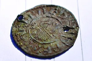 Phát hiện đồng xu Anglo Saxon  1.100 năm tuổi