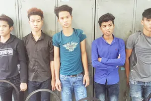 Một số đối tượng trong nhóm của Mượl  bị bắt tại công an.