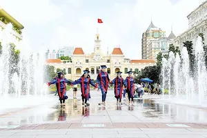 Tiếp sức phát triển một đầu tàu kinh tế