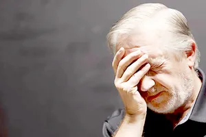 Phát hiện 2 biến thể gien mới  gây bệnh Alzheimer