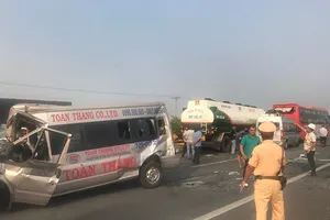 Chấn chỉnh vi phạm của ô tô chở khách