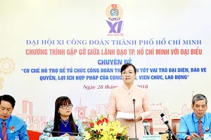 Chủ tịch HĐND TPHCM Nguyễn Thị Quyết Tâm phát biểu tại chương trình gặp gỡ giữa lãnh đạo TPHCM với các đại biểu. Ảnh: HOÀNG HÙNG