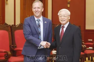 Tổng Bí thư Nguyễn Phú Trọng tiếp Đại sứ Liên hiệp Vương quốc Anh và Bắc Ireland. Ảnh: Lâm Khánh/TTXVN