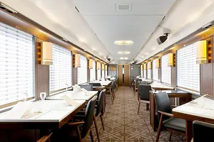 Nhà hàng sang trọng trên xe lửa