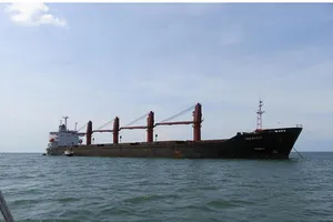 Tàu Wise Honest đang bị Mỹ bắt giữ. Ảnh: REUTERS